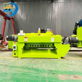 Spindless Veneer Peeling  Machine